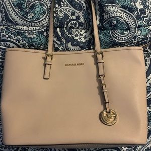Michael Kors Jet Set Tote Purse